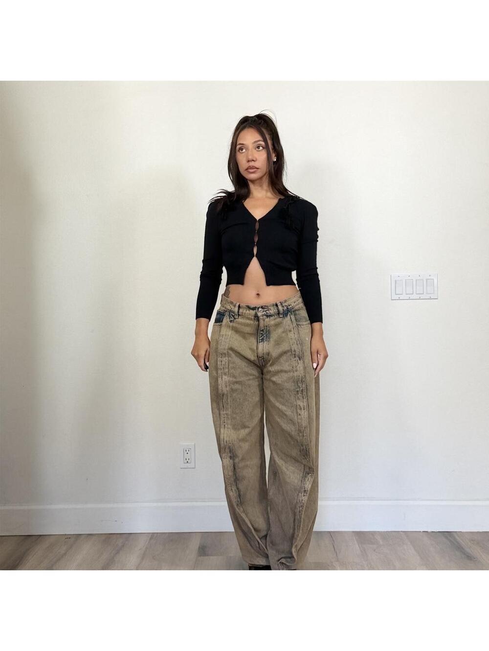 Toga Virilis Women's Black Crop-top